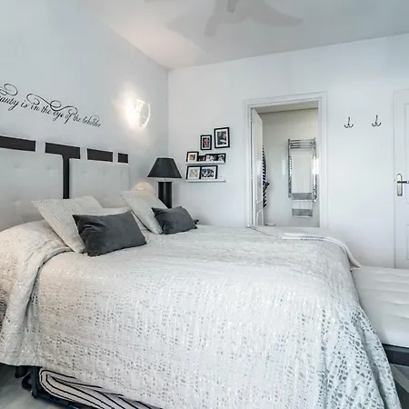 Apartment Exclusive Vintage Serenade In Aldea Blanca - Walking Distance To Centro Plaza *